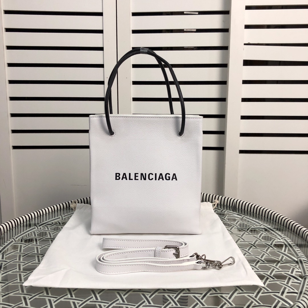 BALENCIAGA 발렌시아가 쇼핑백