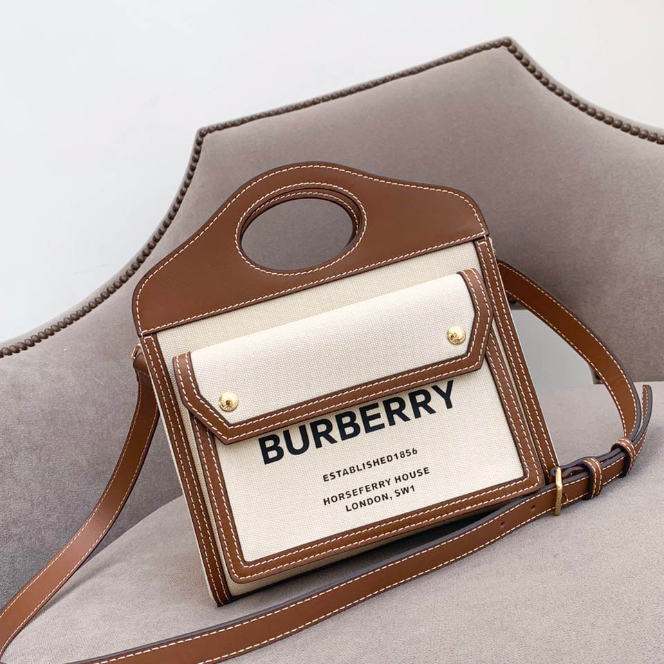 BURBERRY 버버리 포켓백