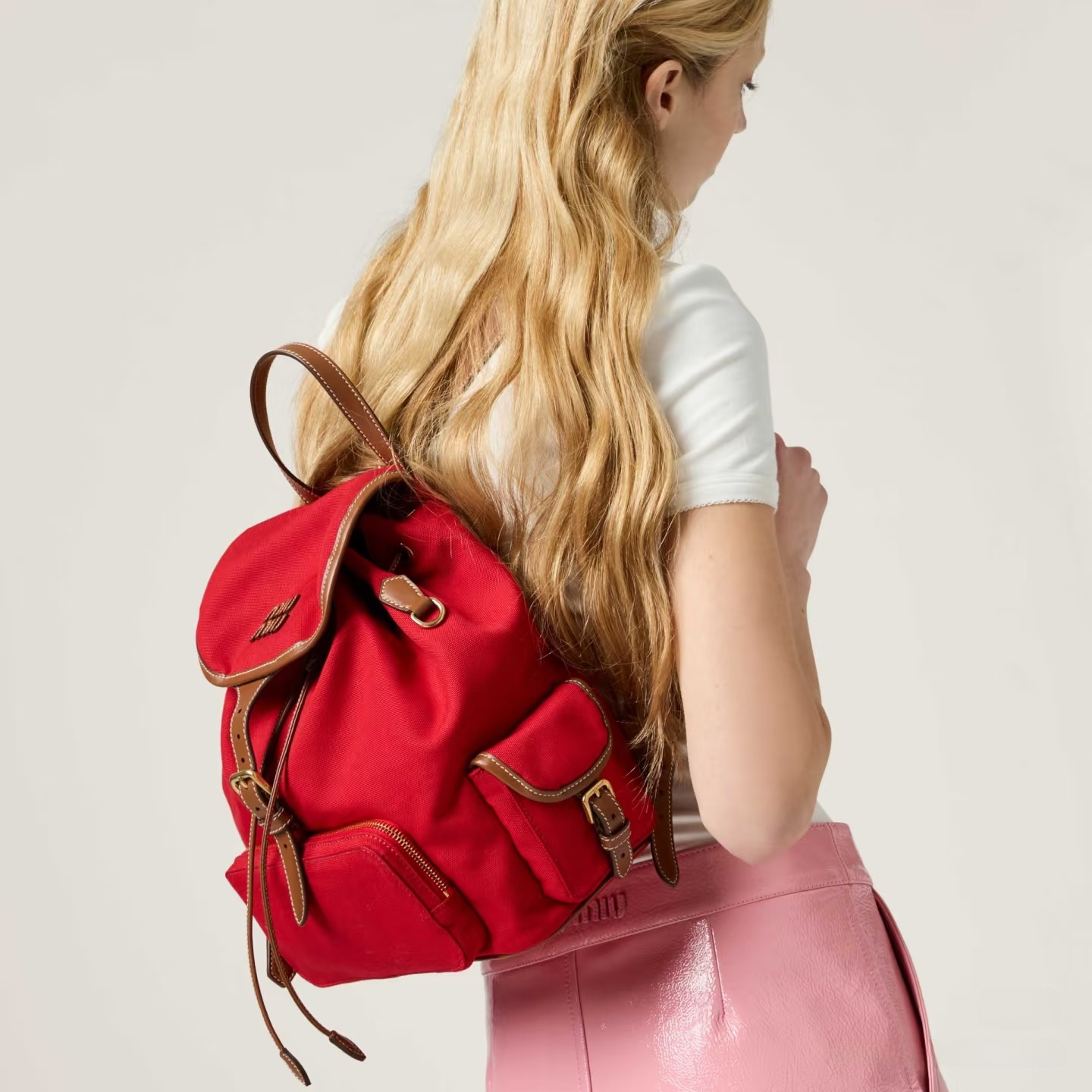 MIUMIU 미우미우 레터링로고 캔버스 백팩 라지 MM042