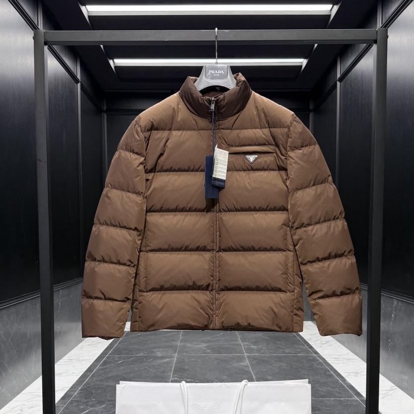 PRADA 프라다 Re-Nylon 223 패딩 D00800
