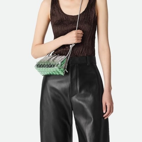 BOTTEGA VENETA 보테가베네타 Concert Pouch Intrecciato #2511041513