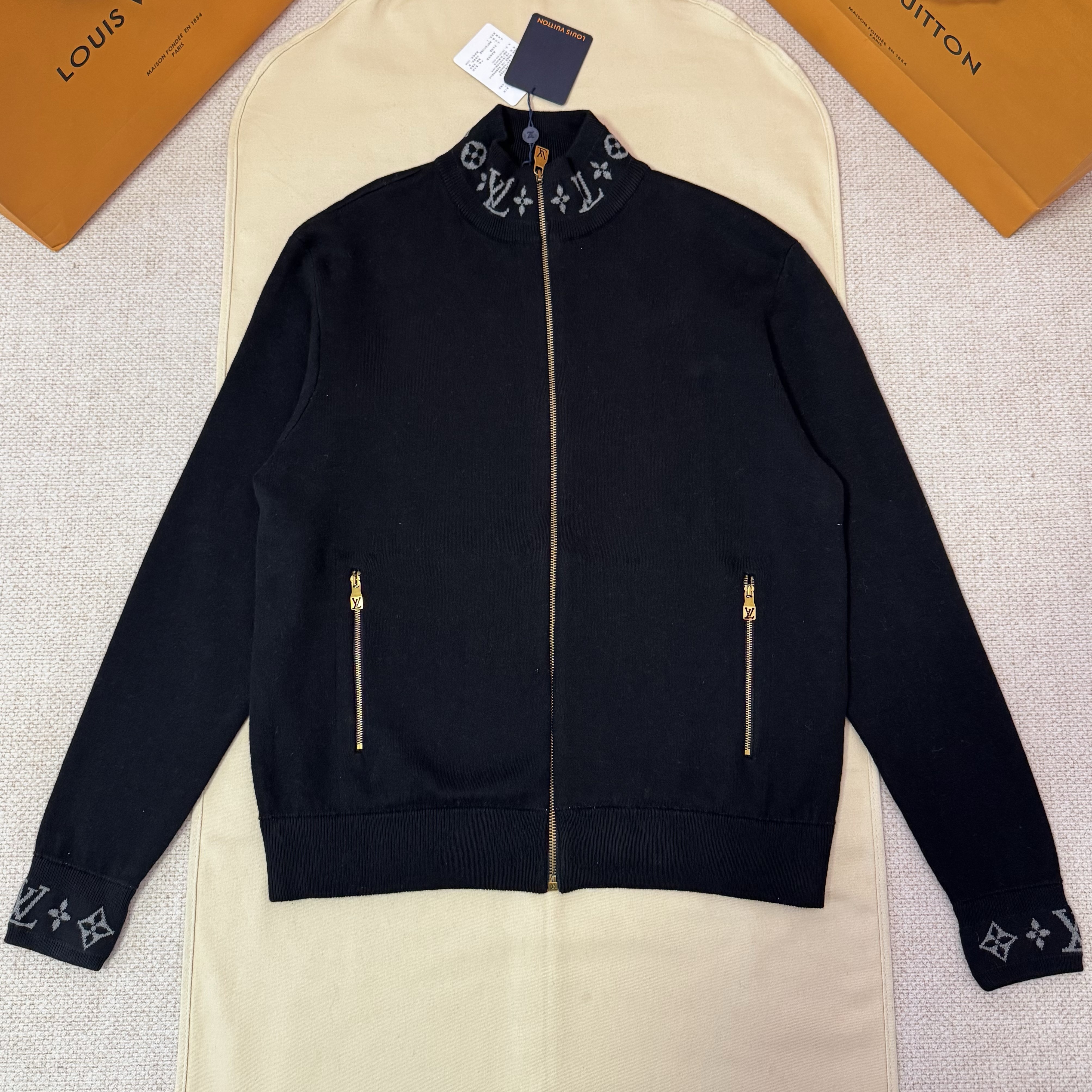 LOUIS VUITTON 루이비통 가디건 니트 남자 1AJB30 #1757616