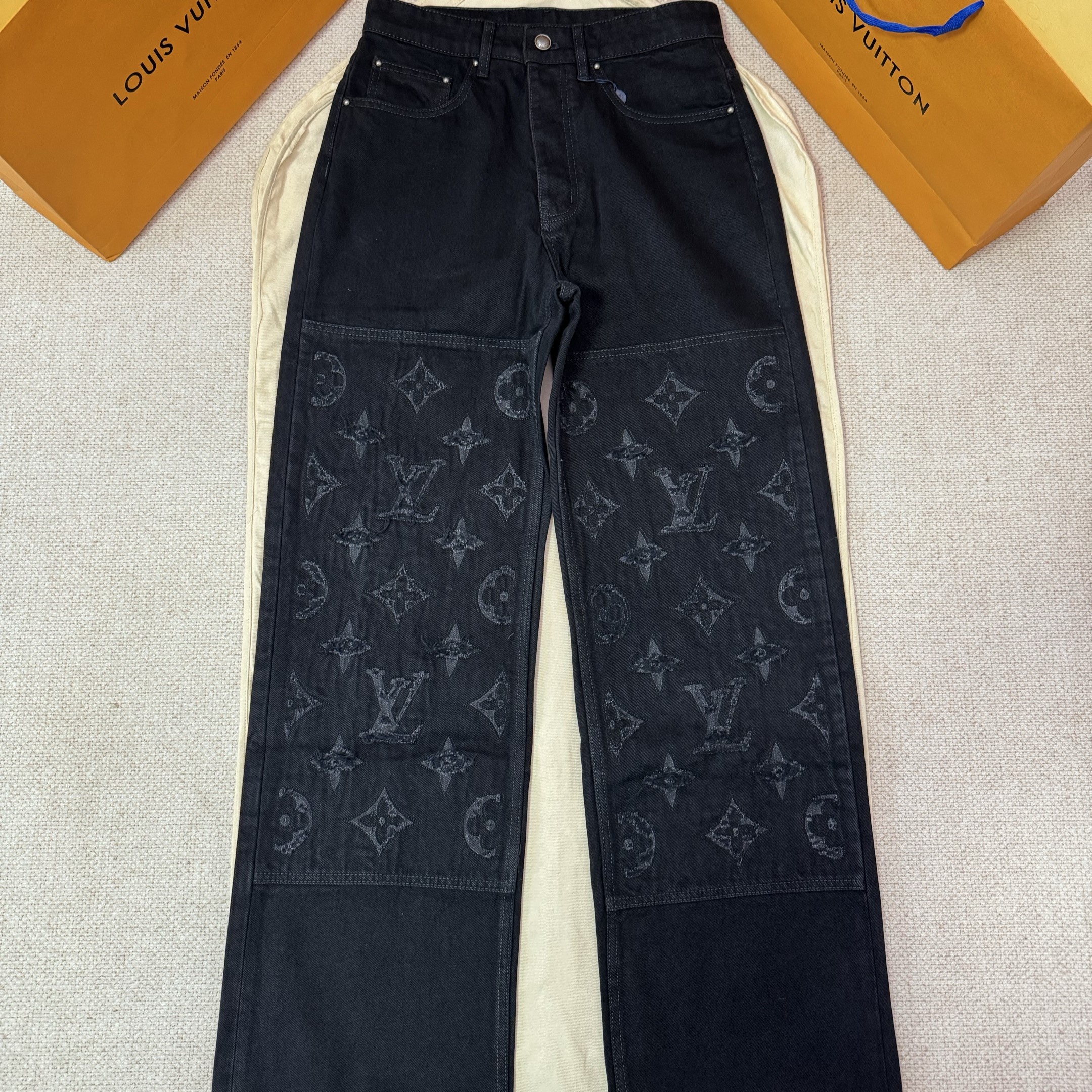 LOUIS VUITTON 루이비통 모노그램 데님 청바지 1AJDVN #21176112