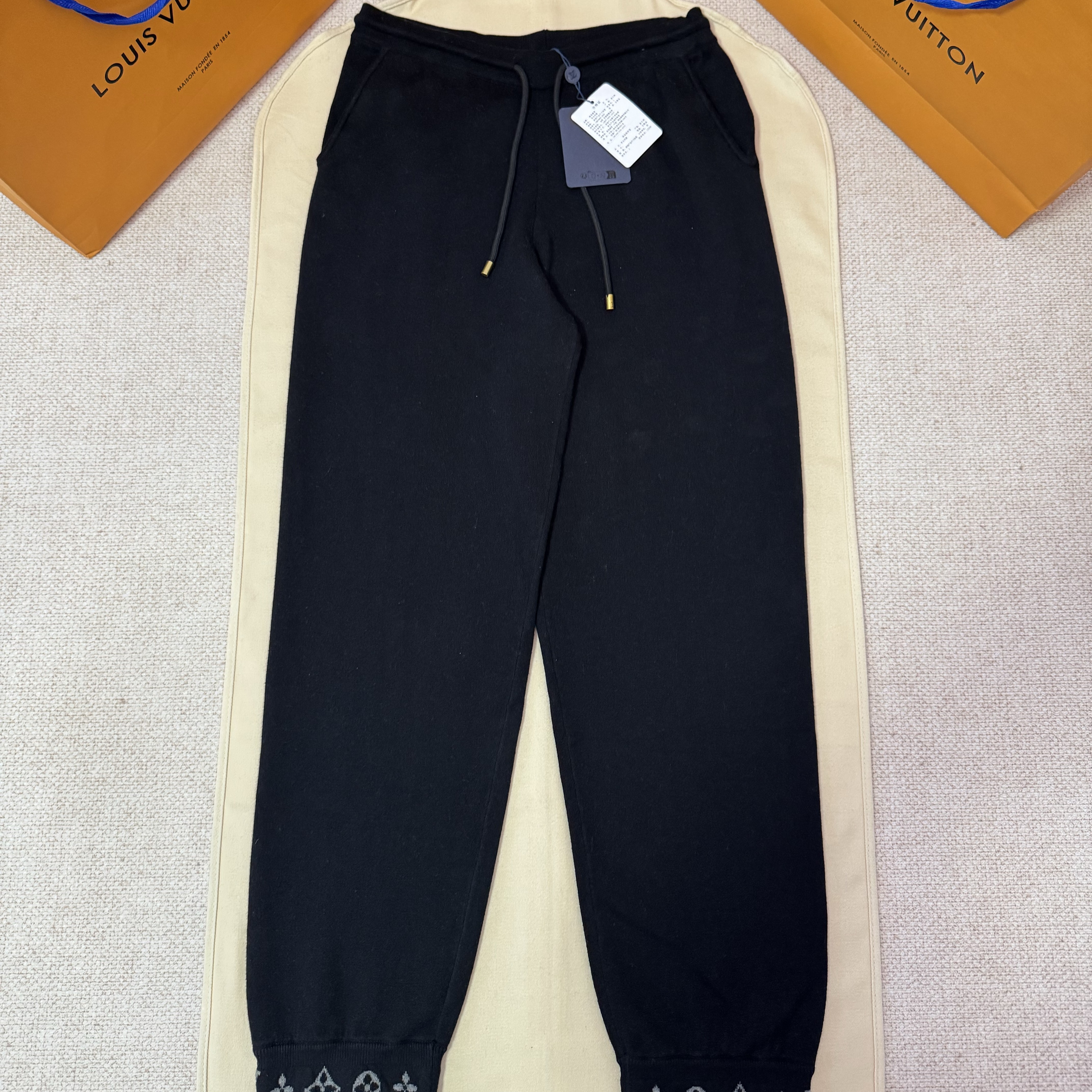LOUIS VUITTON 루이비통 양면 니트 팬츠 1AJB38 #16146113