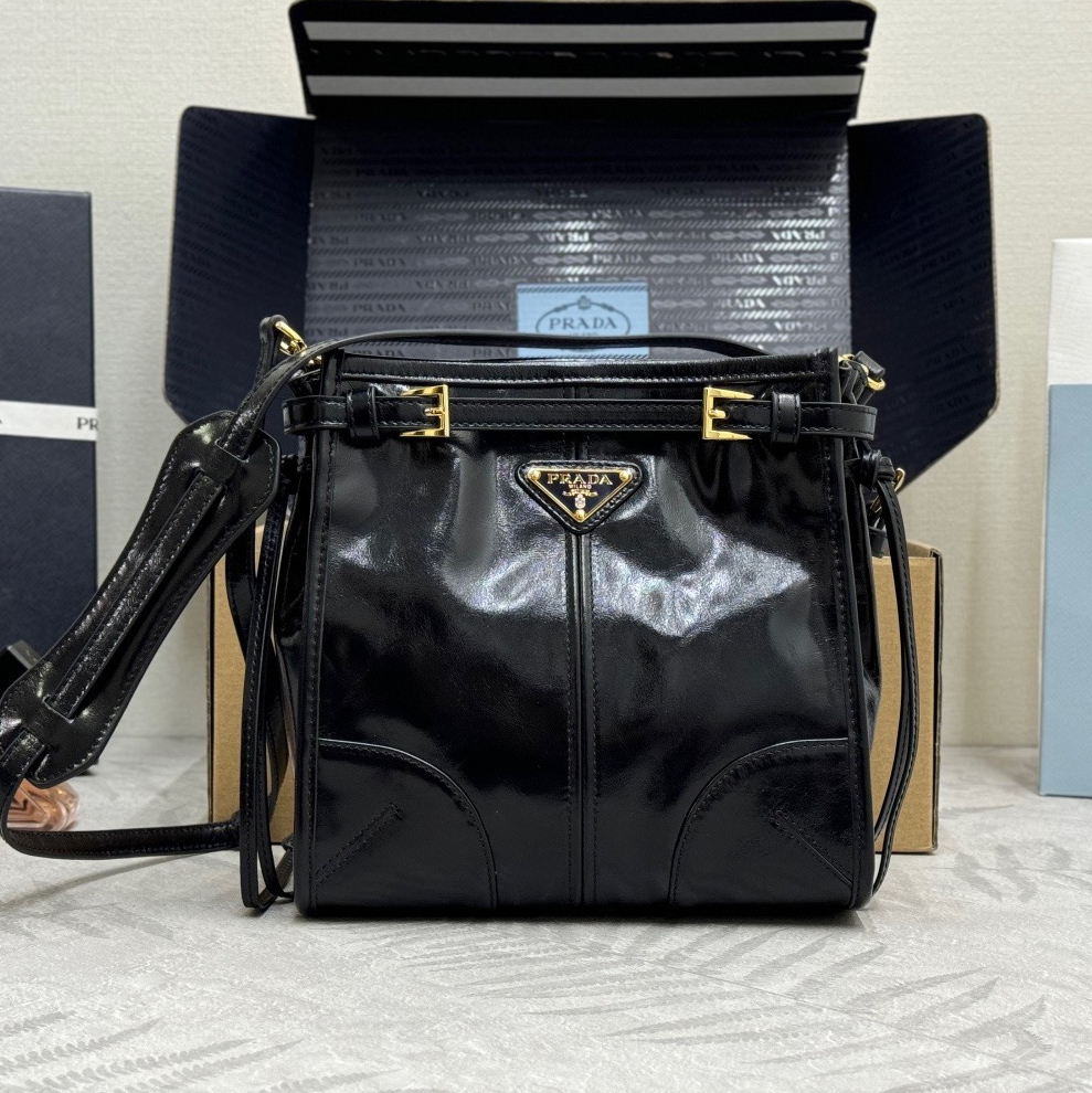 PRADA 프라다 보니 미디엄 앤틱 가죽 숄더백 토트백 1BH229