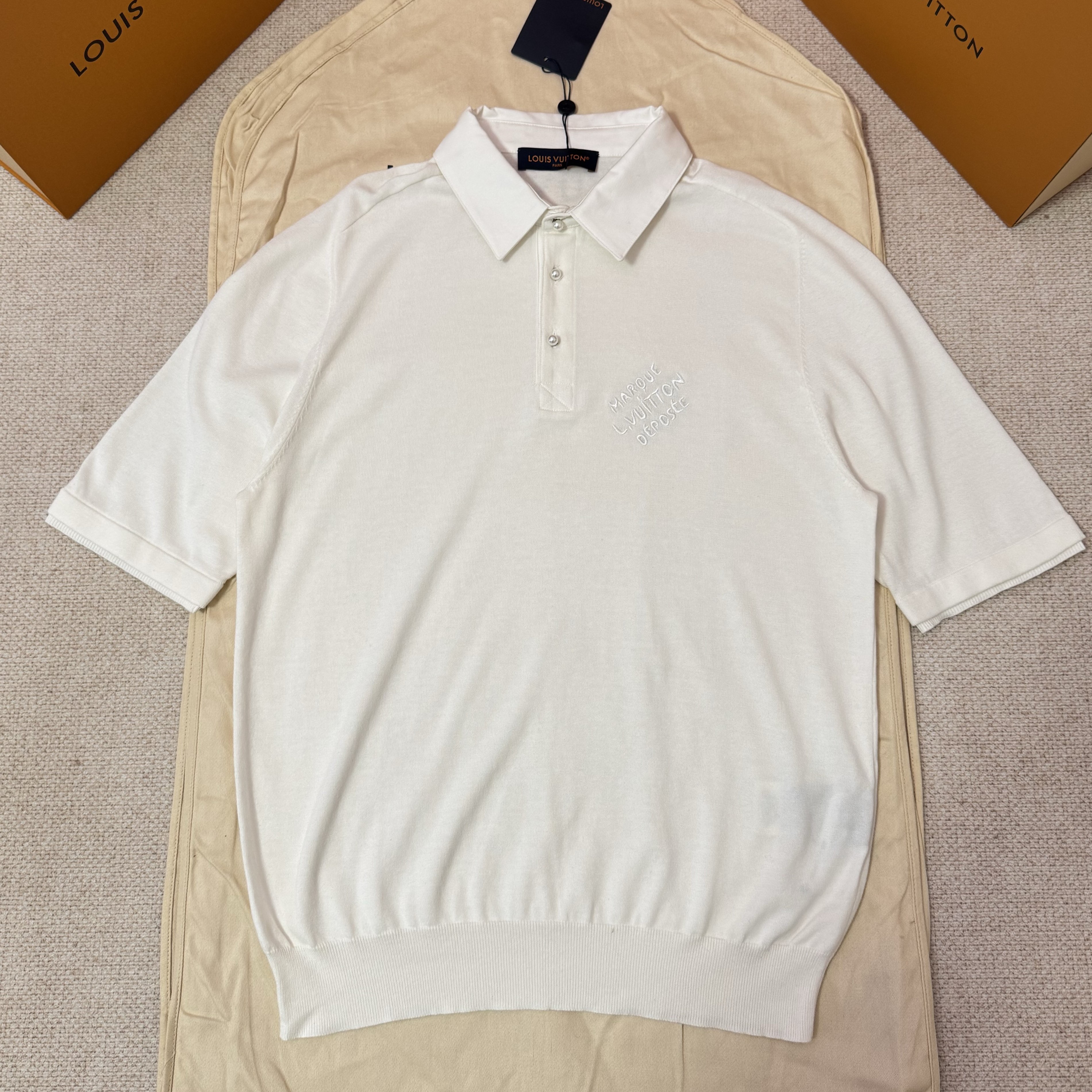 LOUIS VUITTON 루이비통 남자 반팔 폴로 셔츠 #16436127
