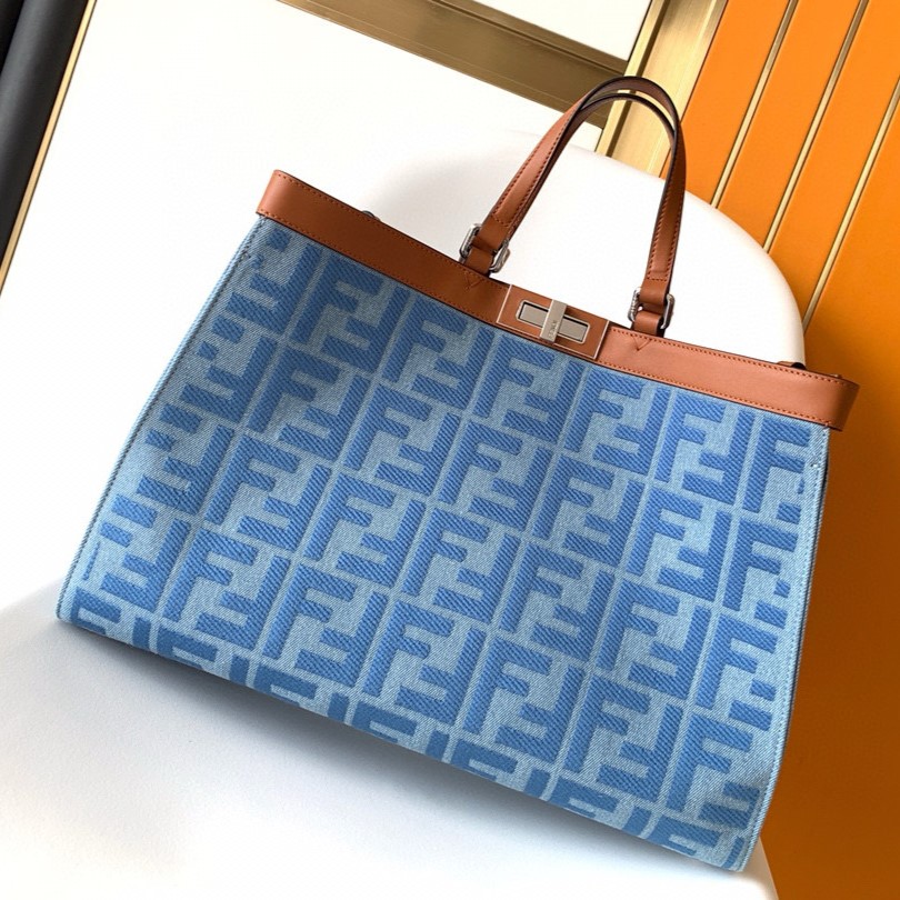 FENDI 펜디 peekaboo X-tote #1752621