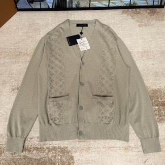 LOUIS VUITTON 루이비통 아이보리 브이넥 포인텔 가디건 1AJINO