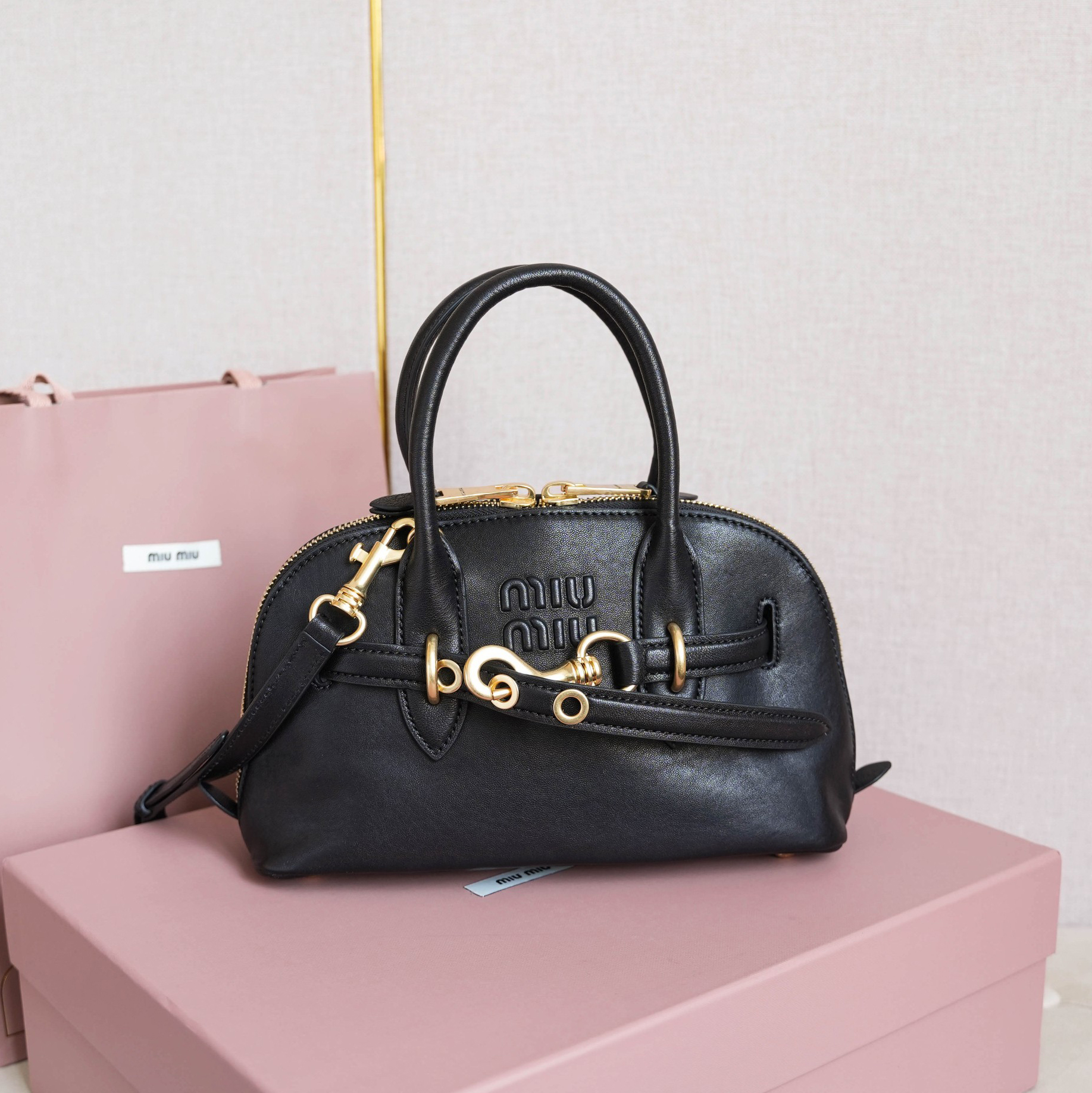 MIUMIU 미우미우 아방뛰르(Aventure) 나파 가죽 탑 핸들 백 스몰 (4칼러) 5BB169