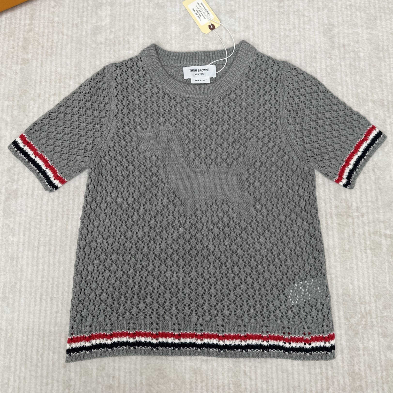 THOM BROWNE 톰브라운 아일렛 니트 헥터 인타르시아 반팔 스웨터 #23506422