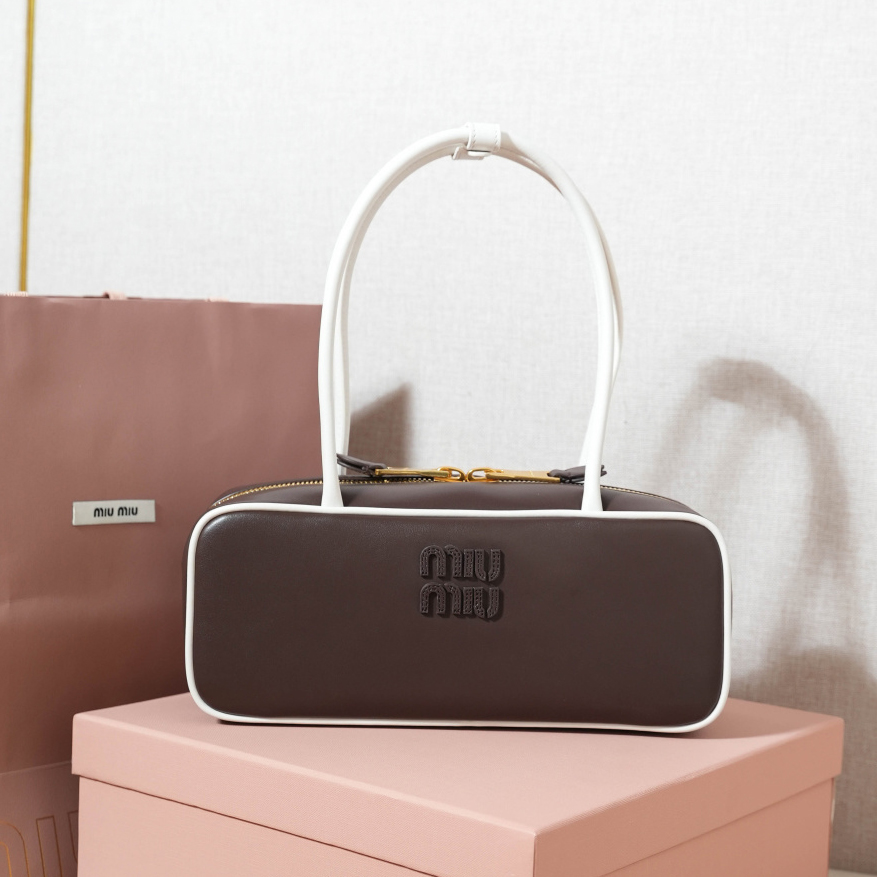 MIUMIU 미우미우 보 레더백 (3칼러) 5BB173