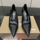 Christian Louboutin 크리스찬 루부탱 미스 Z 페이턴트 레더 펌프스 (Miss Z Patent Leather Pumps)