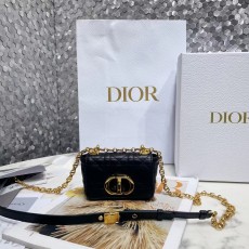 DIOR 디올