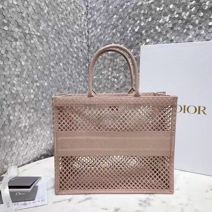 DIOR 디올