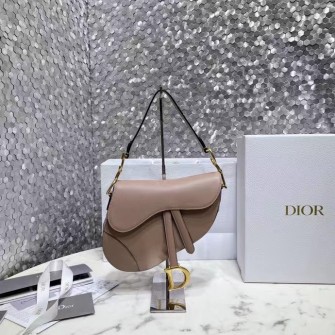 DIOR 디올