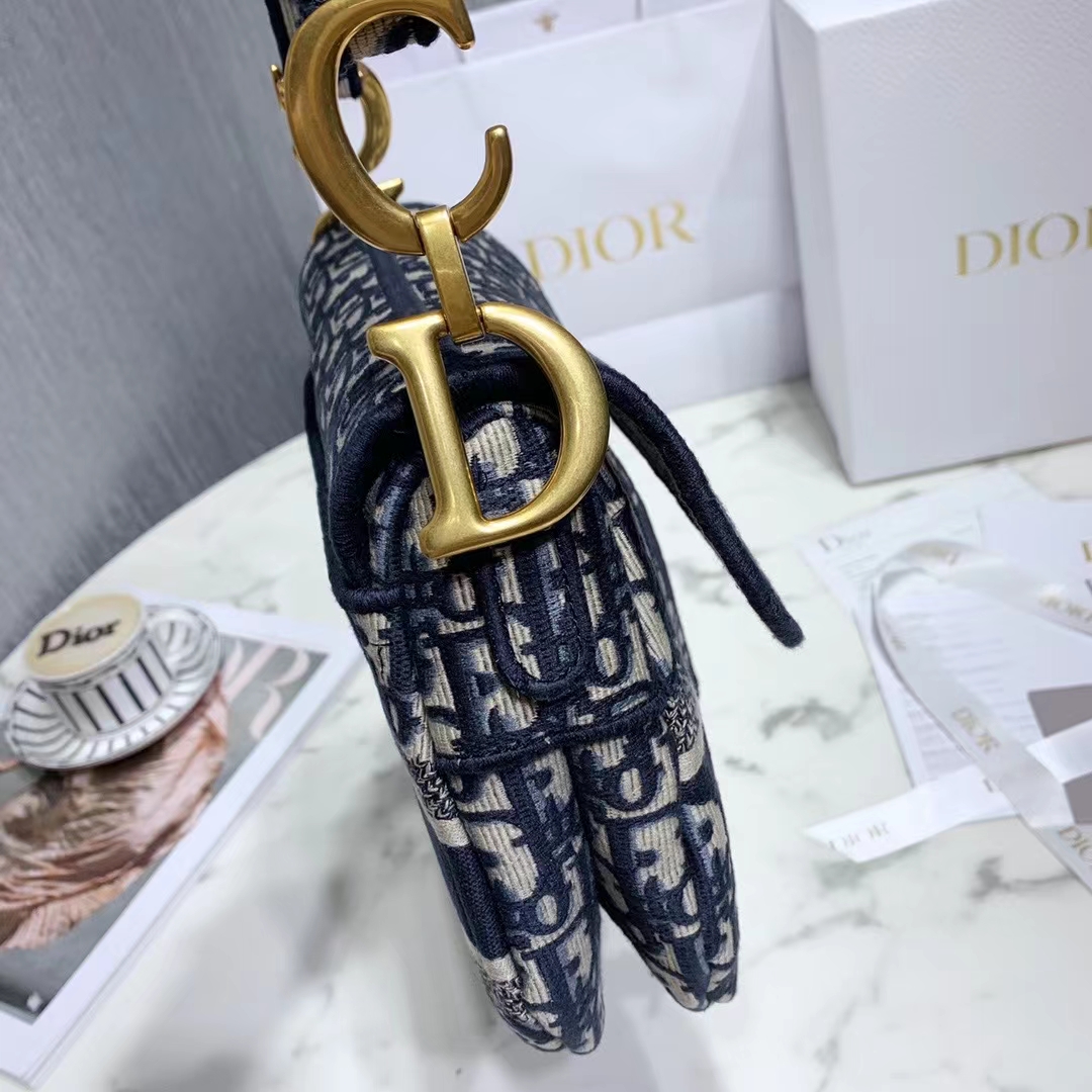 DIOR 디올