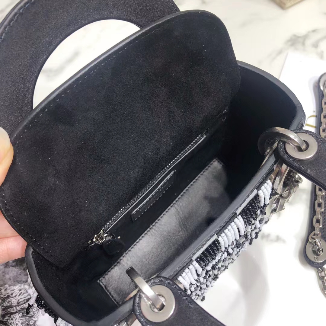 DIOR 디올