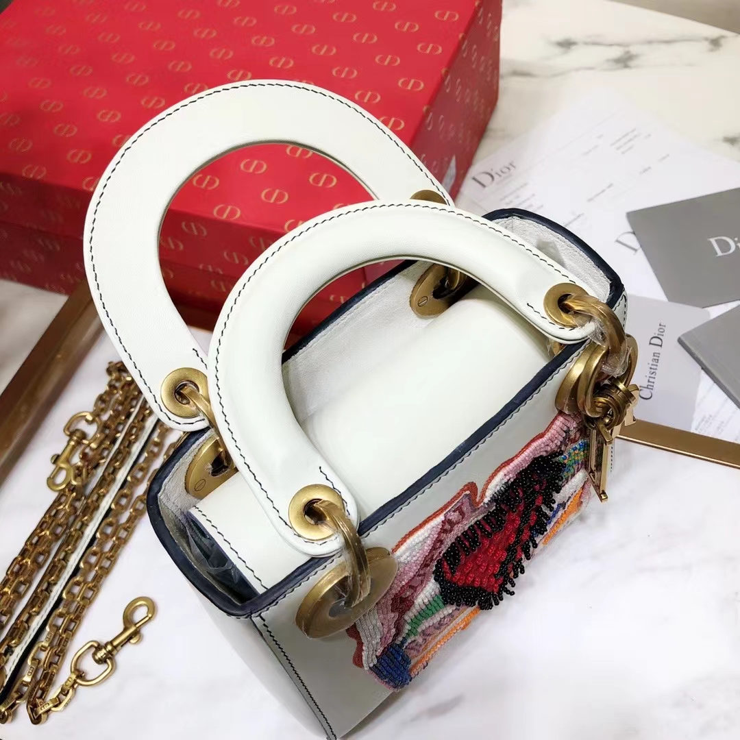 DIOR 디올