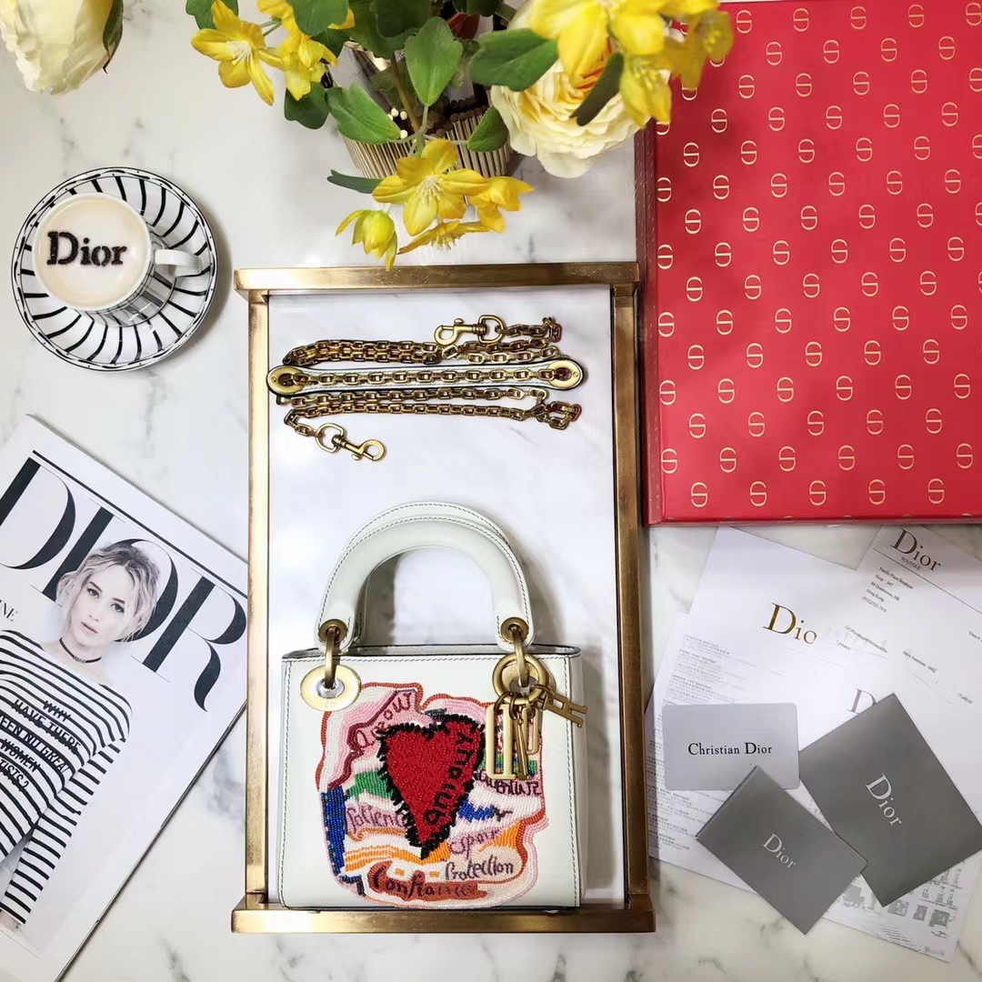 DIOR 디올