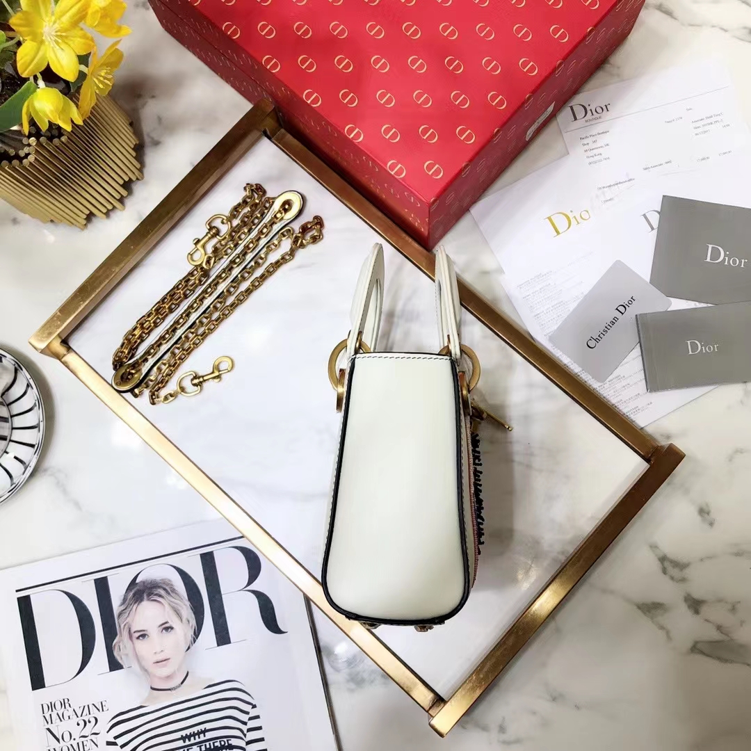 DIOR 디올