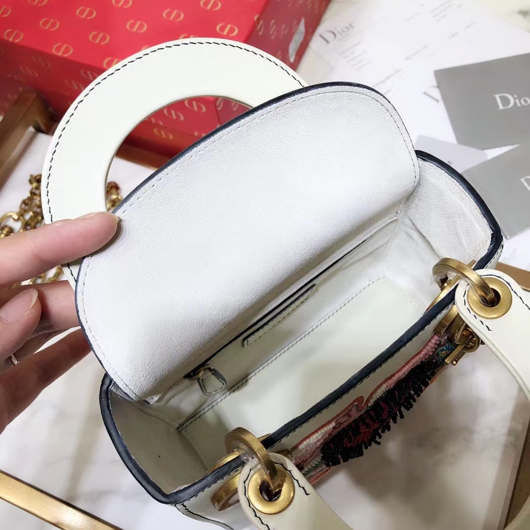 DIOR 디올