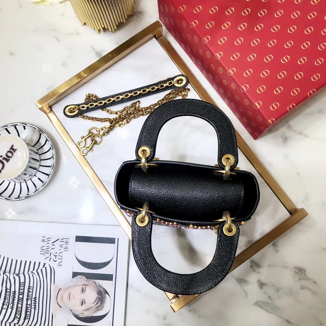 DIOR 디올
