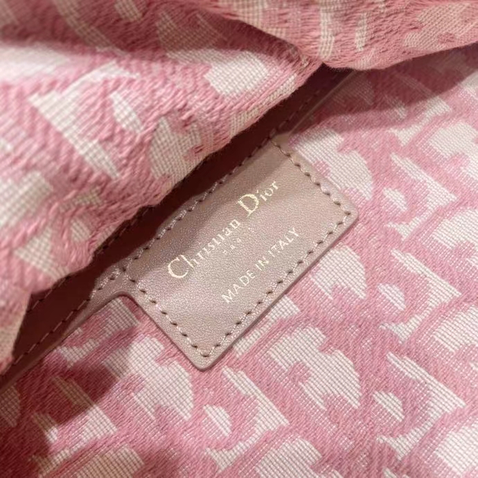 DIOR 디올