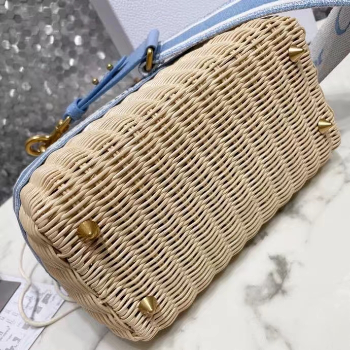 DIOR 디올