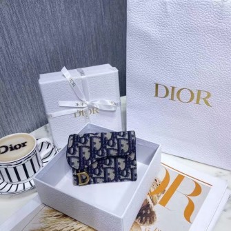 DIOR 디올