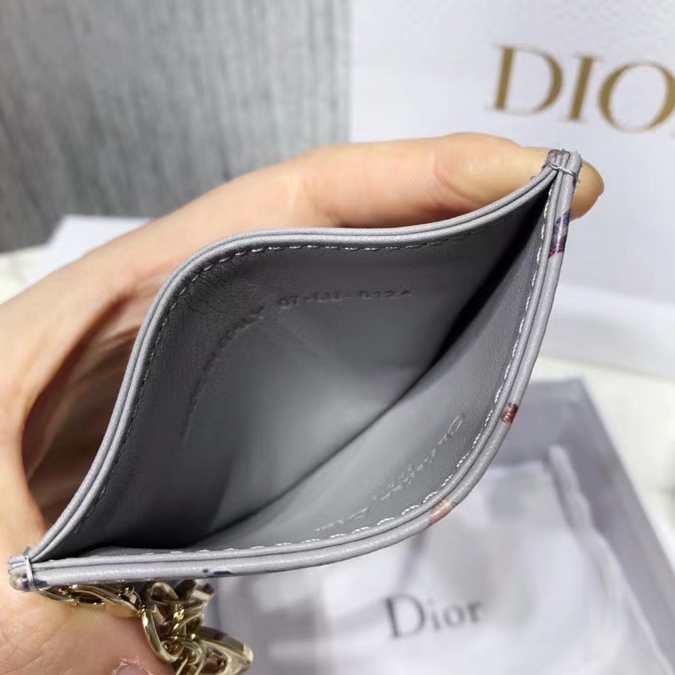 DIOR 디올