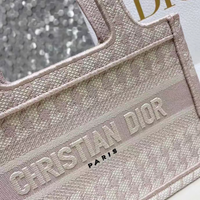 DIOR 디올