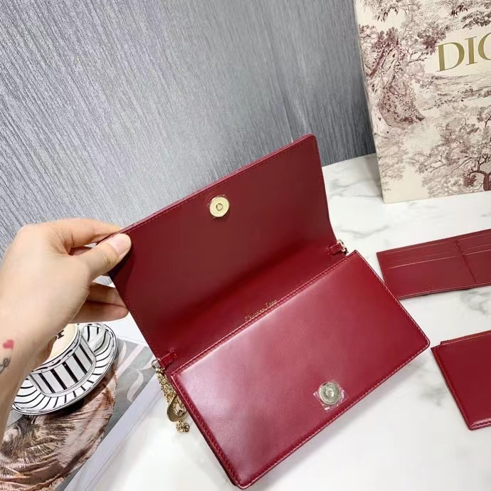 DIOR 디올