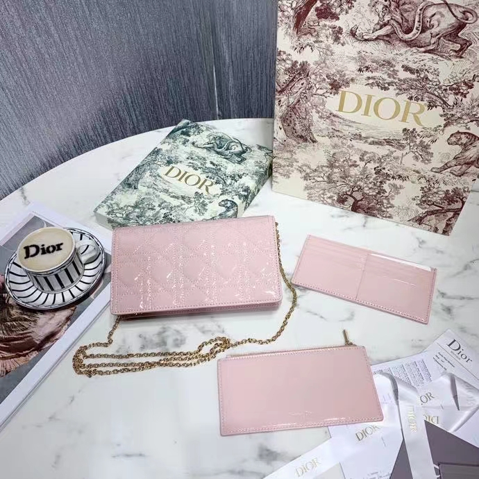 DIOR 디올