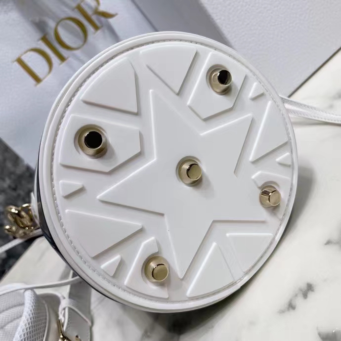 DIOR 디올