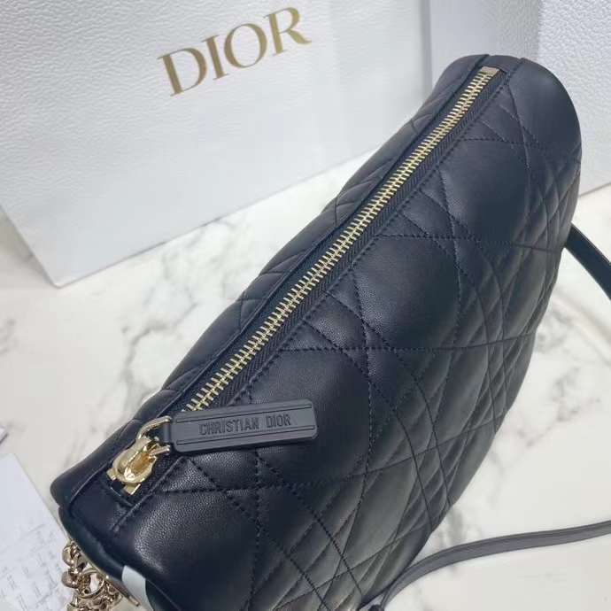 DIOR 디올