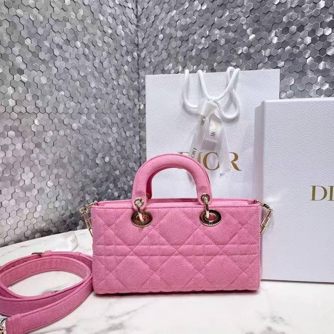 DIOR 디올