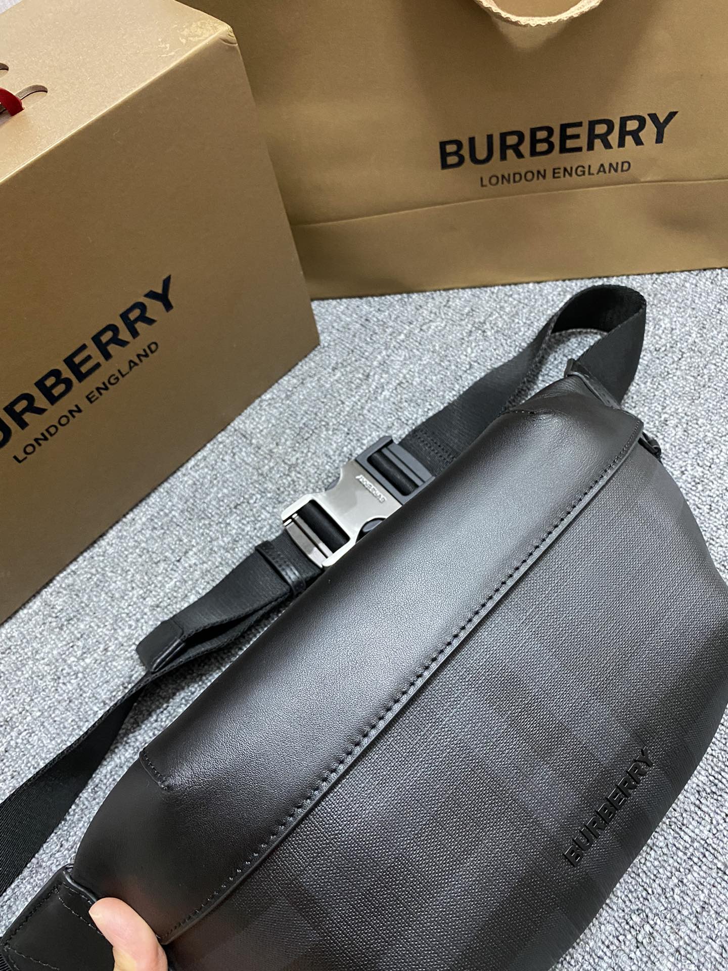 버버리[BURBERRY]