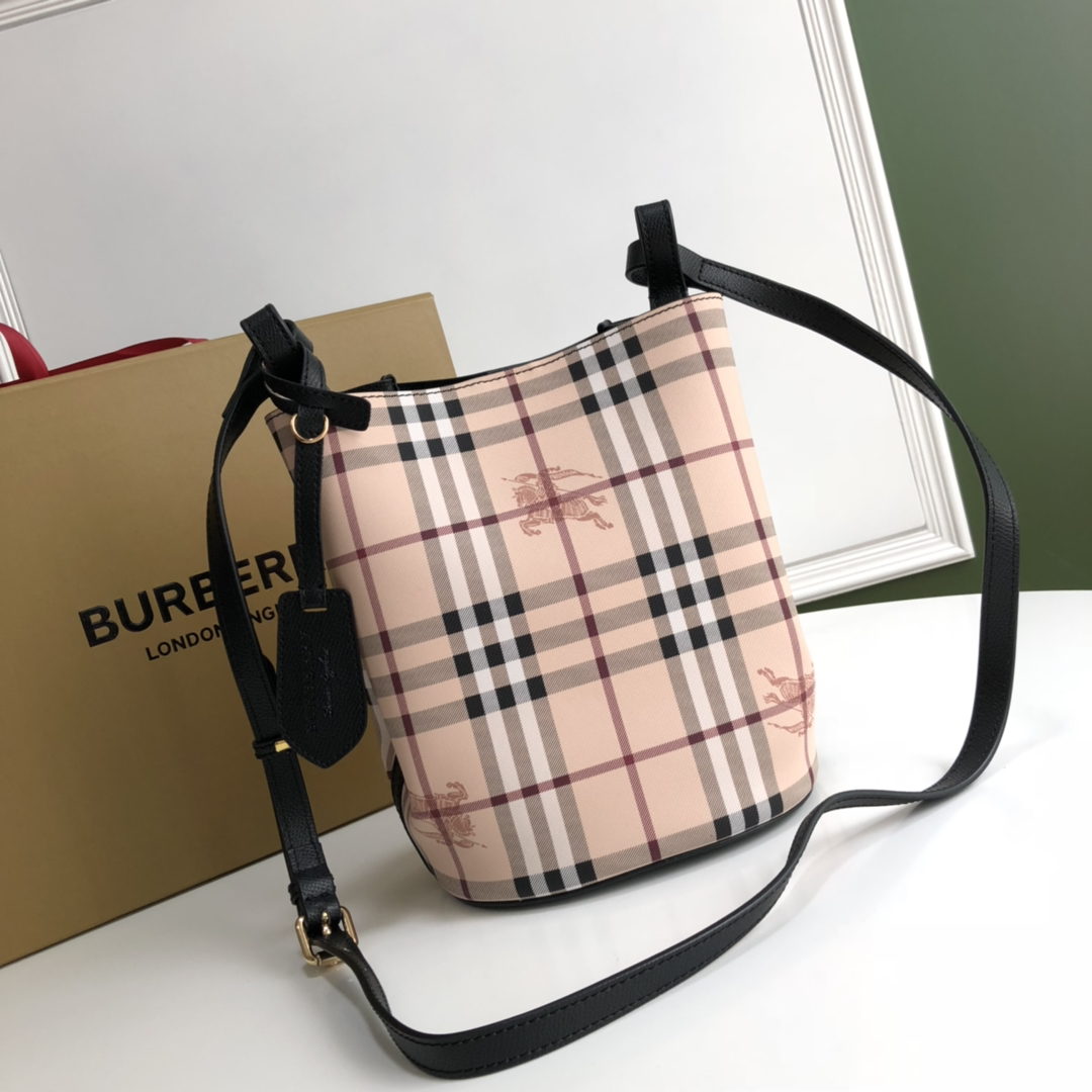 버버리[BURBERRY]