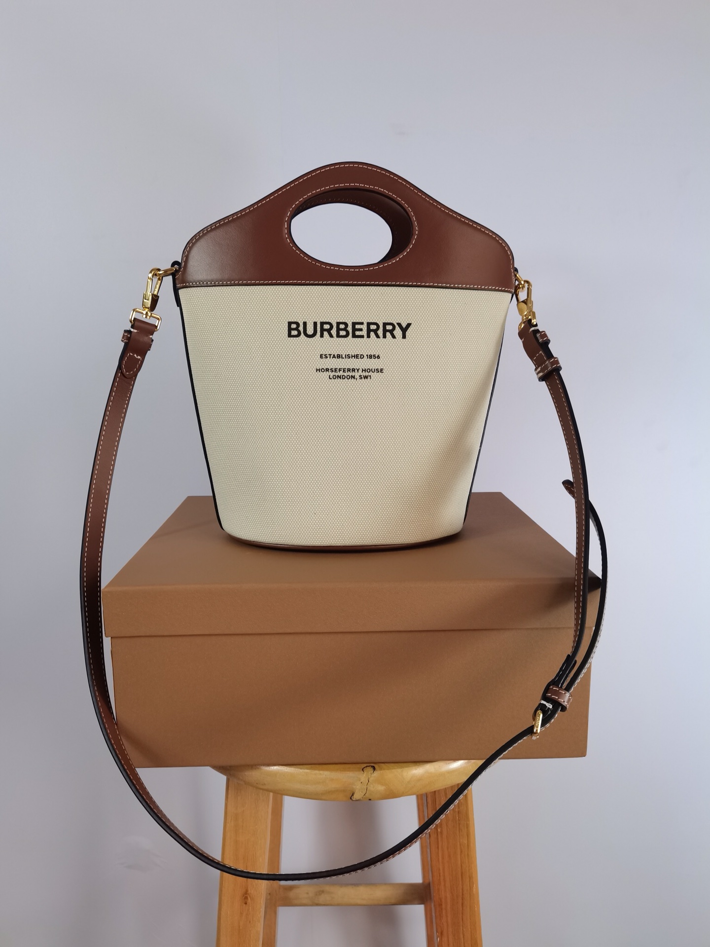 버버리[BURBERRY]