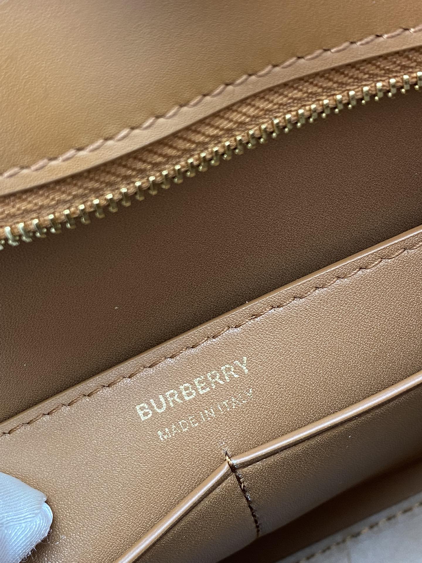 버버리[BURBERRY]