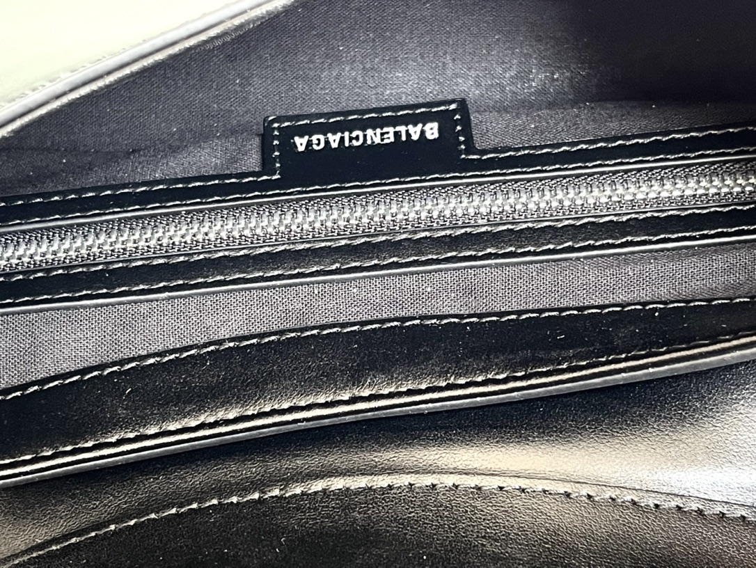 BALENCIAGA/발렌시아가