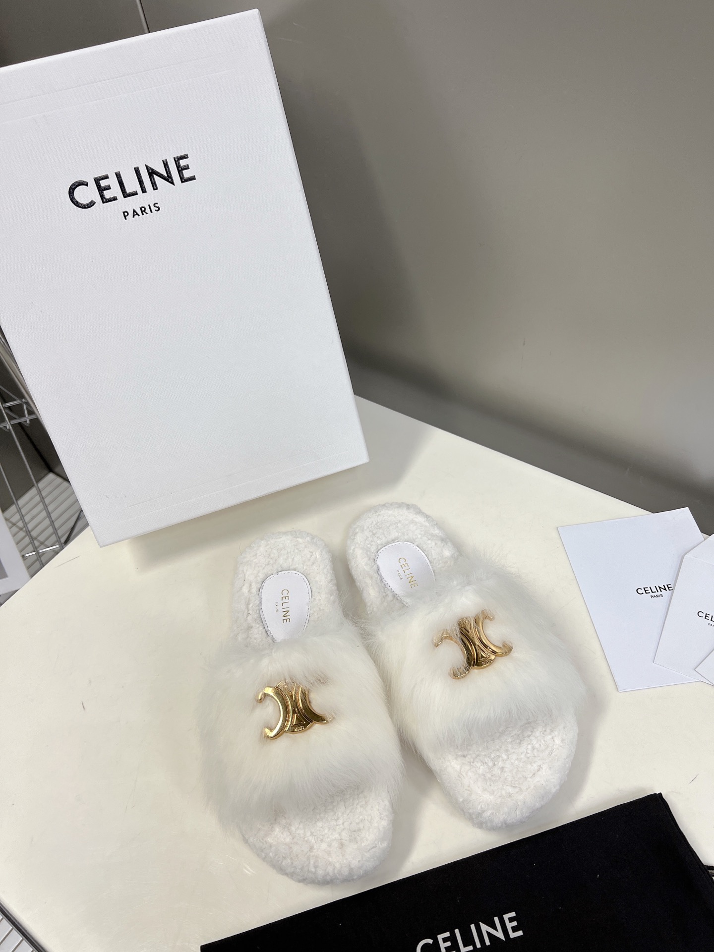 CELINE