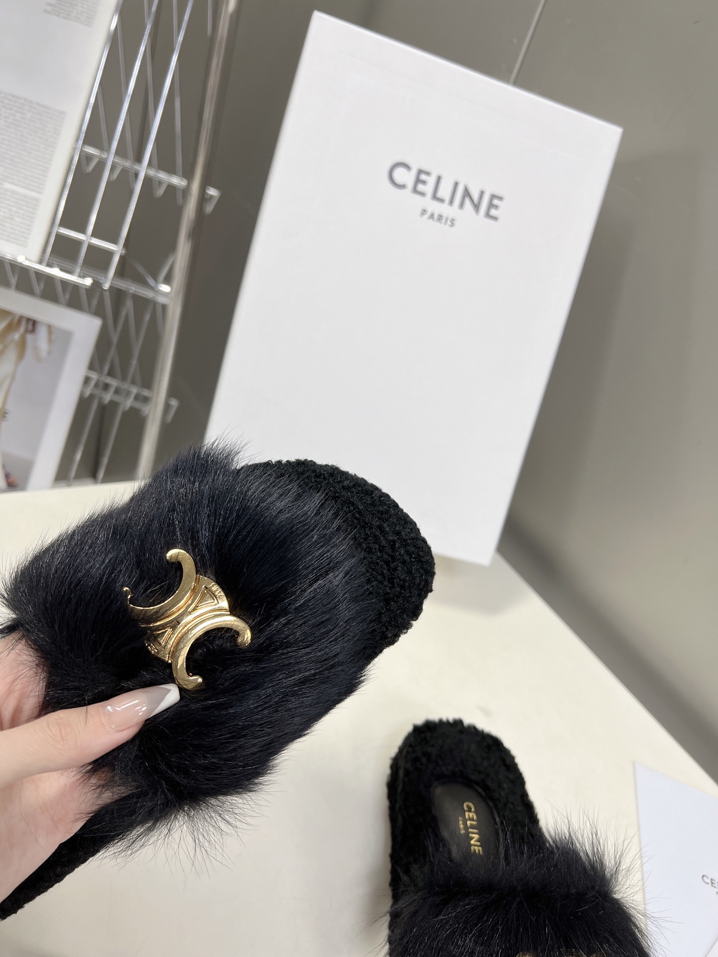 CELINE