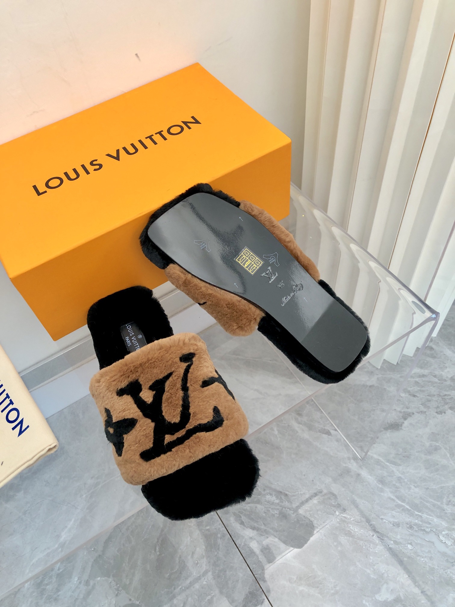 루이비통 [LOUIS VUITTON]