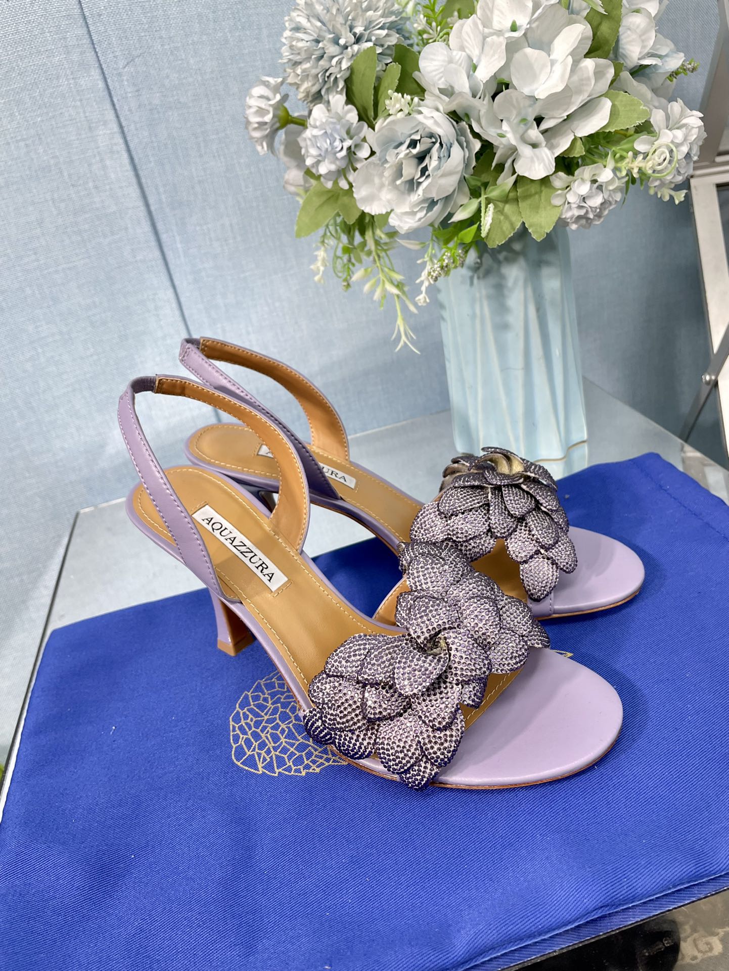 AQUAZZURA