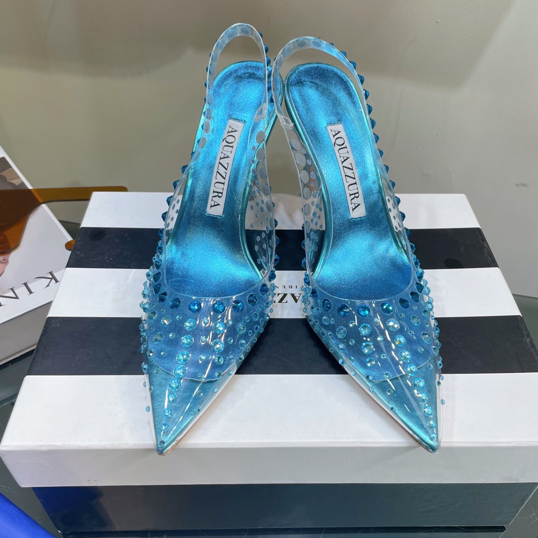 AQUAZZURA