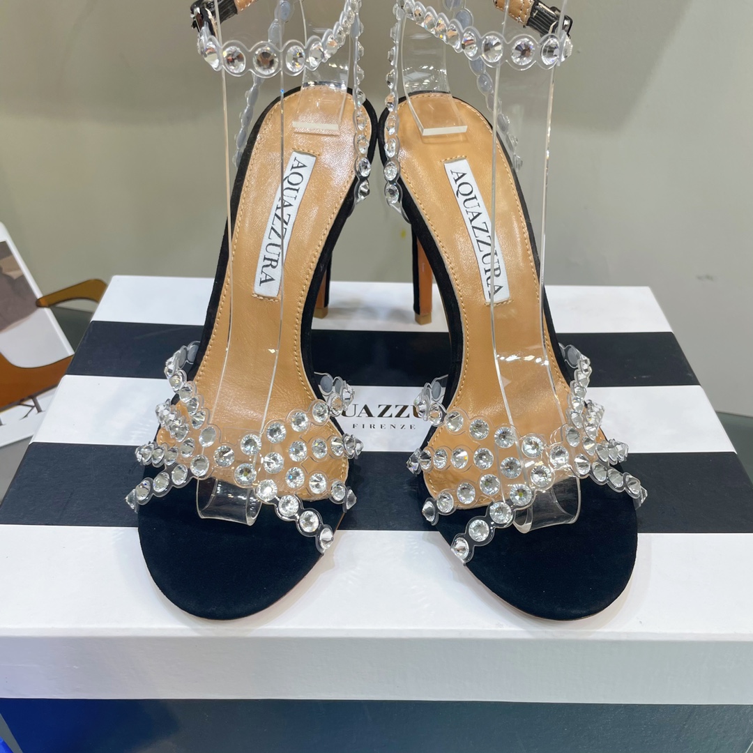 AQUAZZURA