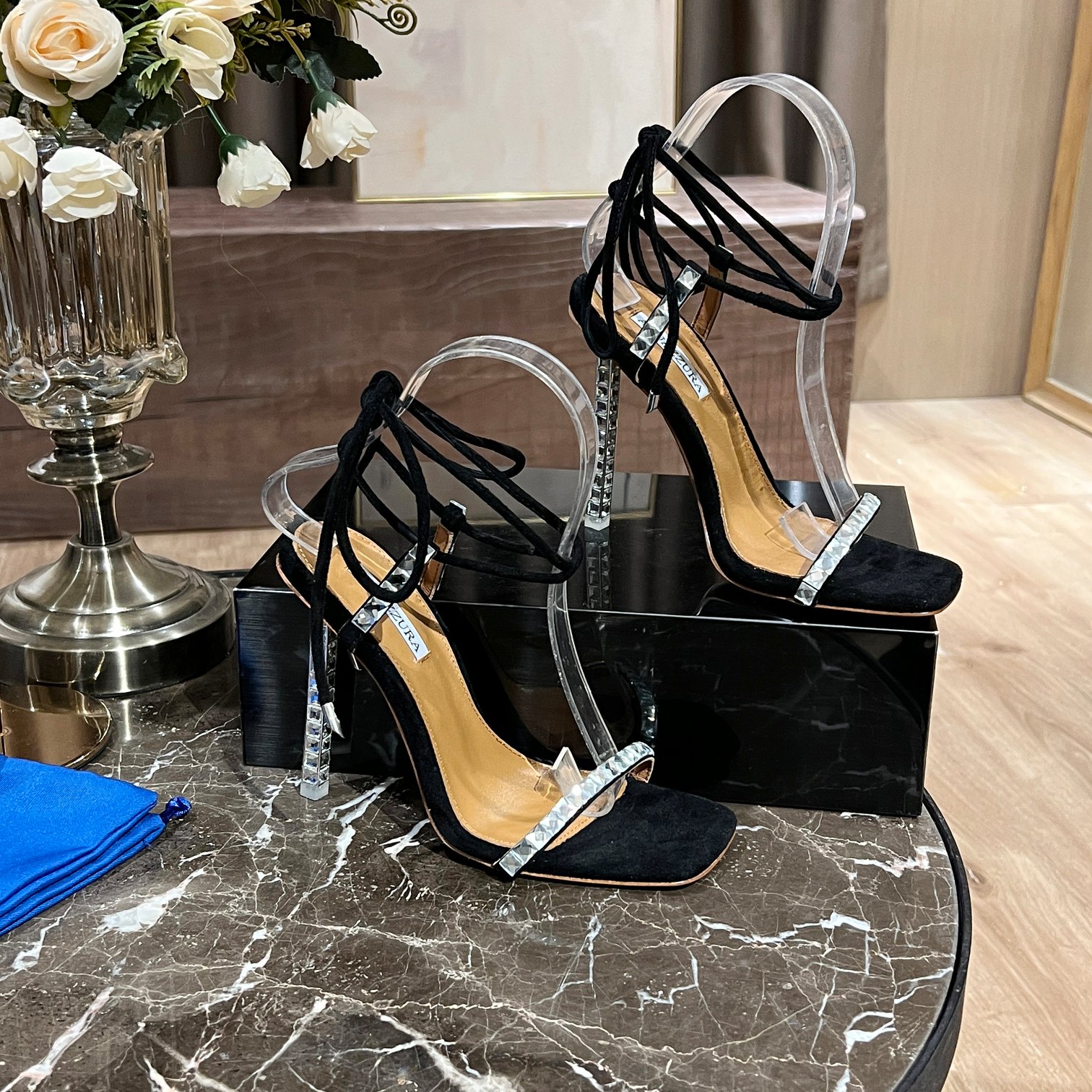 AQUAZZURA