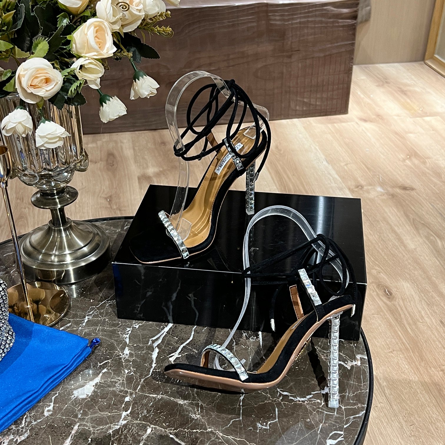 AQUAZZURA