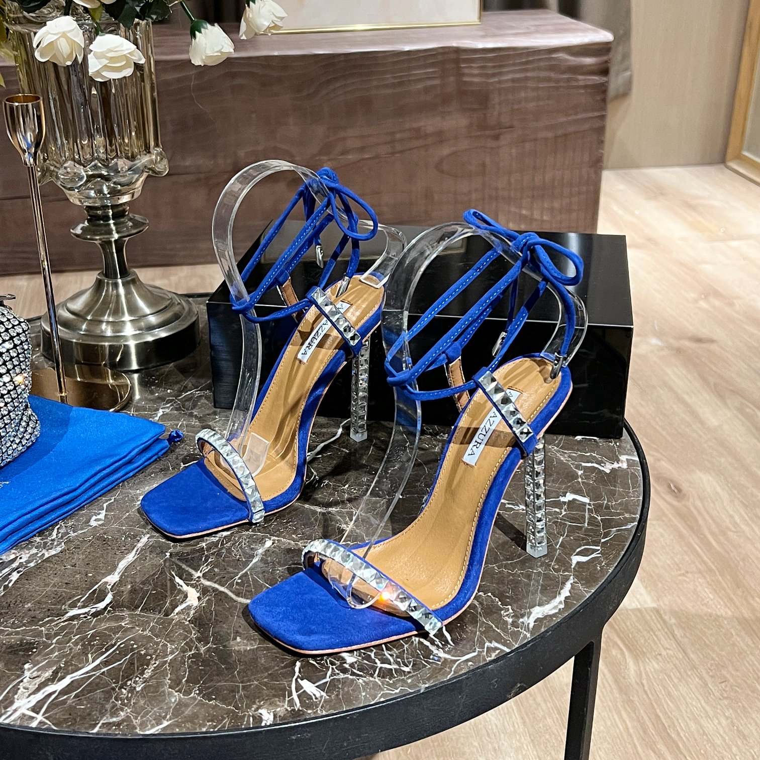 AQUAZZURA